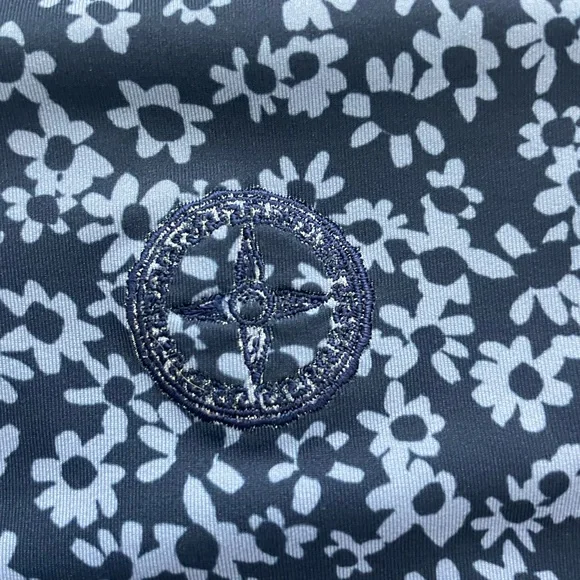 G/FORE Men’s size XL Blue flower floral pattern polo w/ Olympia Fields - top 100 - Picture 3 of 3